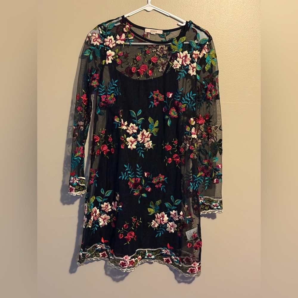 Antoinette Black Floral Garden Embroidered Mesh Overlay Dress with Slip Small